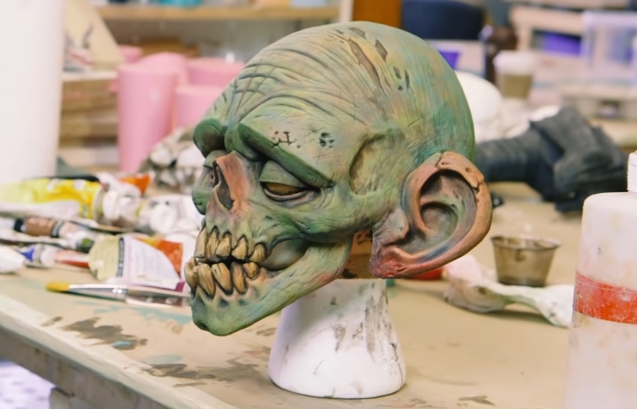 How to Paint a Latex Mask With Acrylic Paint?